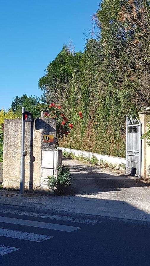 Gite Mercuès Zewnętrze zdjęcie